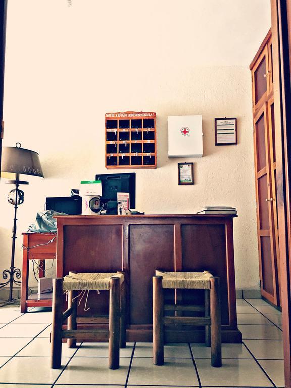 Hotel Y Posada Refugio Independencia Morelia Bagian luar foto